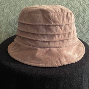 Tan soft bucket hat